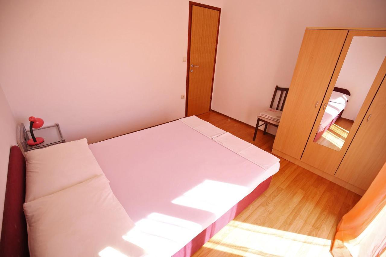Apartmani Buca บีโอกราดนาโมรู ภายนอก รูปภาพ