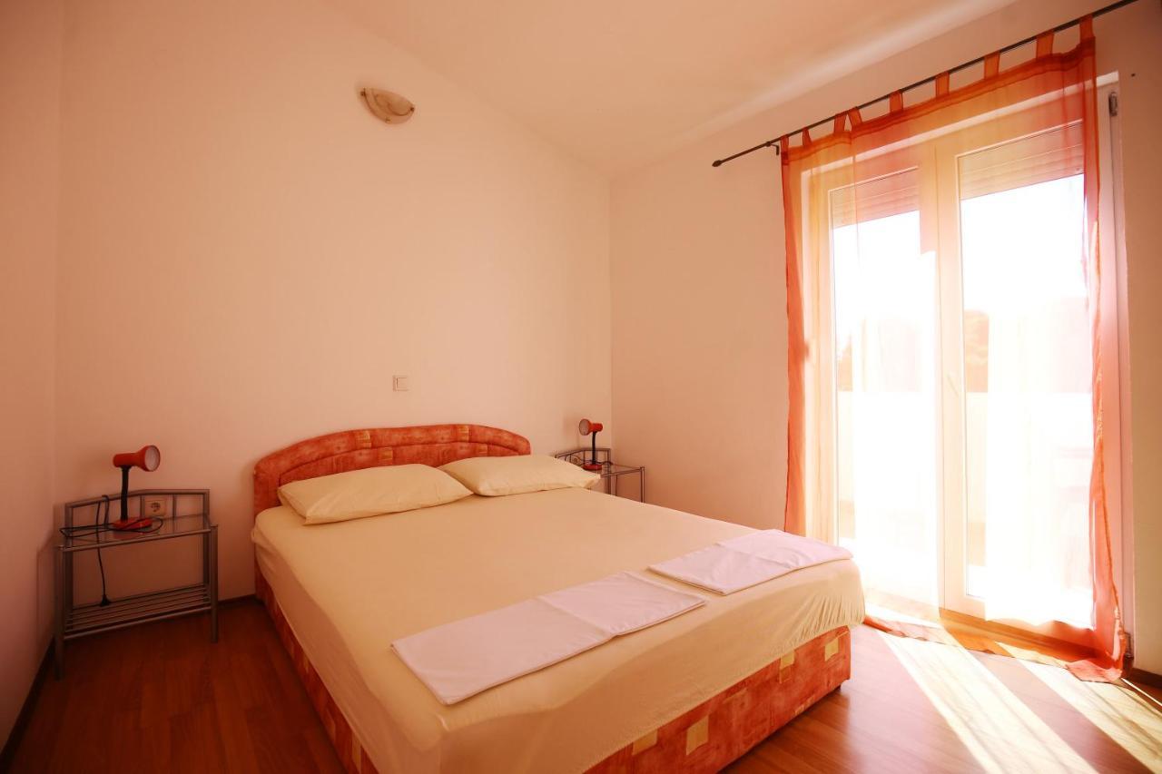 Apartmani Buca บีโอกราดนาโมรู ภายนอก รูปภาพ