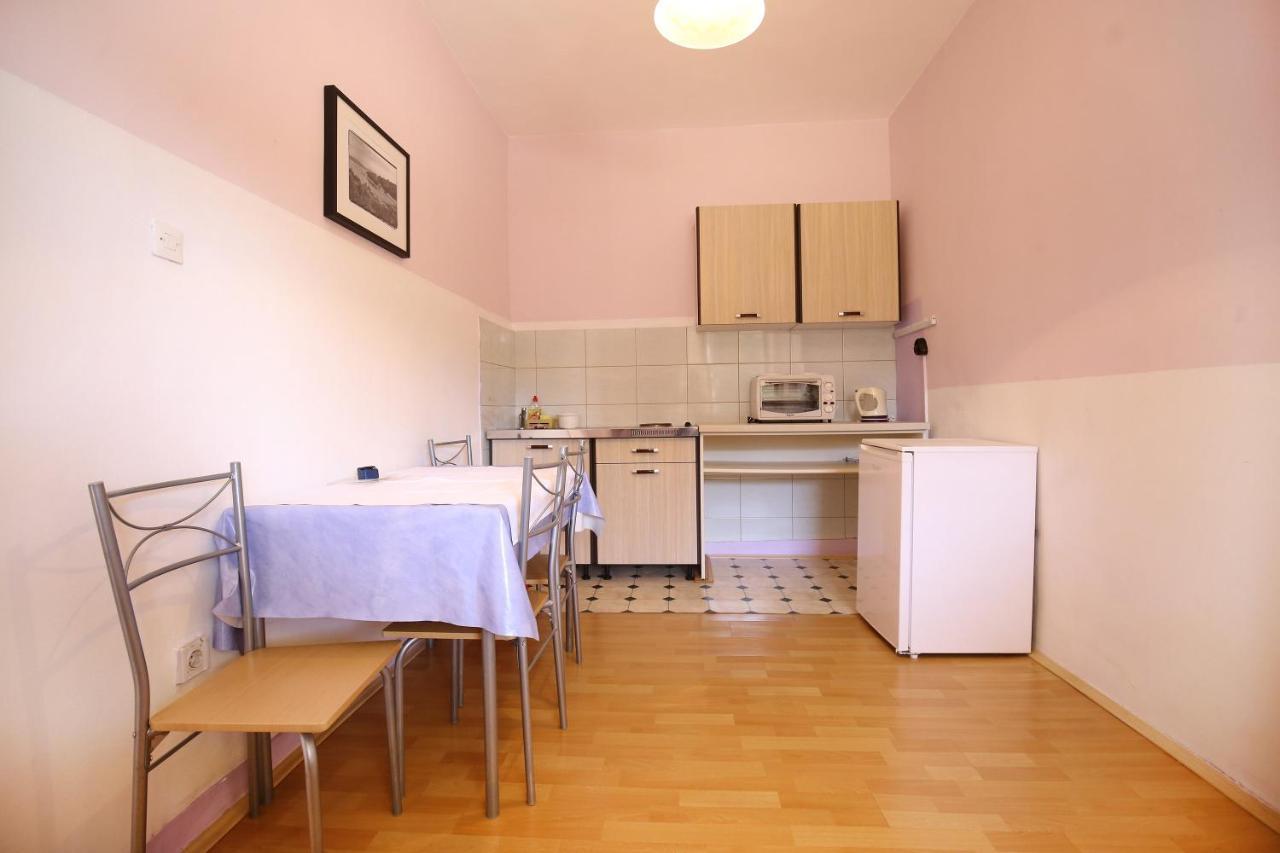Apartmani Buca บีโอกราดนาโมรู ภายนอก รูปภาพ