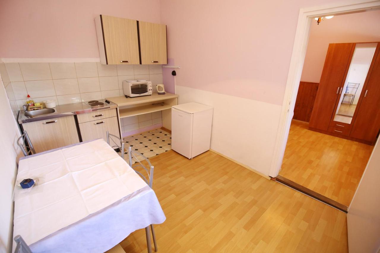 Apartmani Buca บีโอกราดนาโมรู ภายนอก รูปภาพ