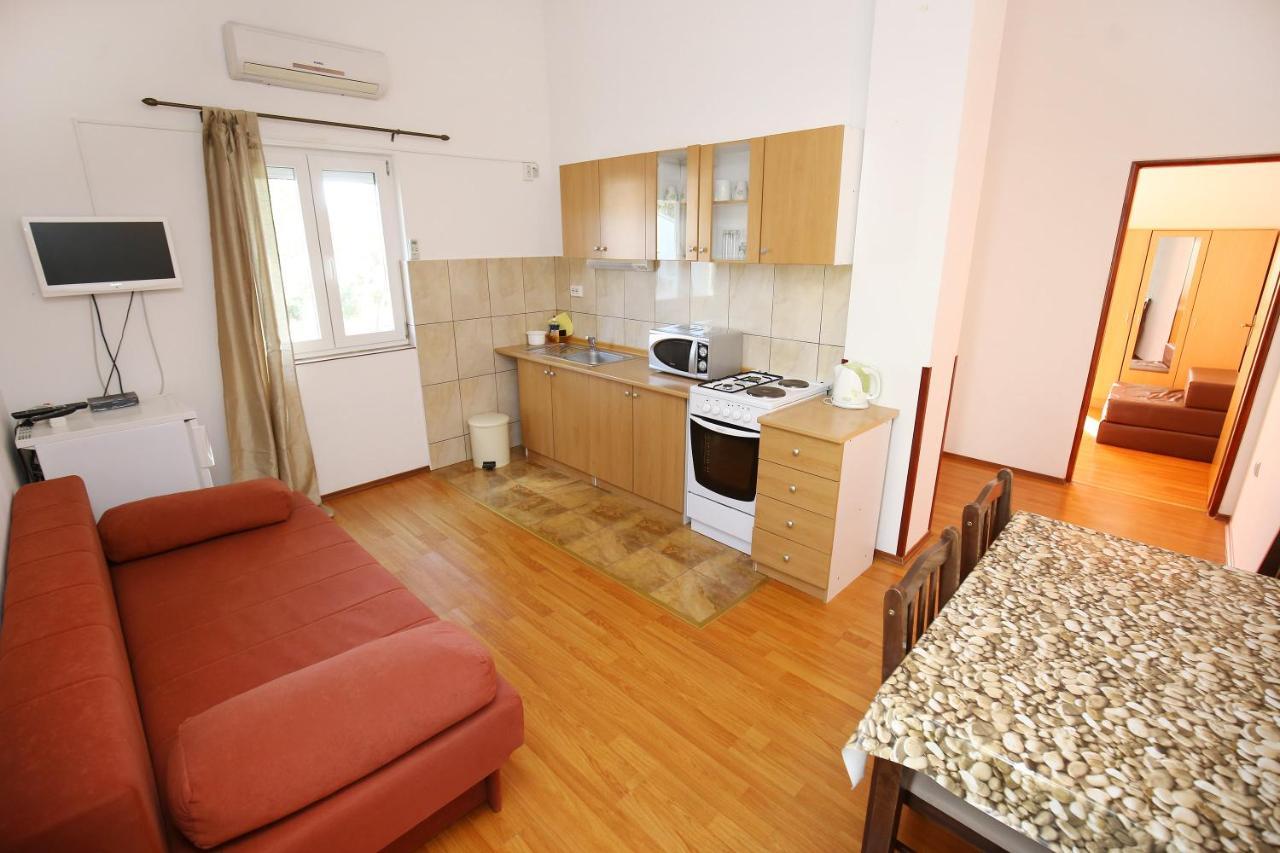 Apartmani Buca บีโอกราดนาโมรู ภายนอก รูปภาพ