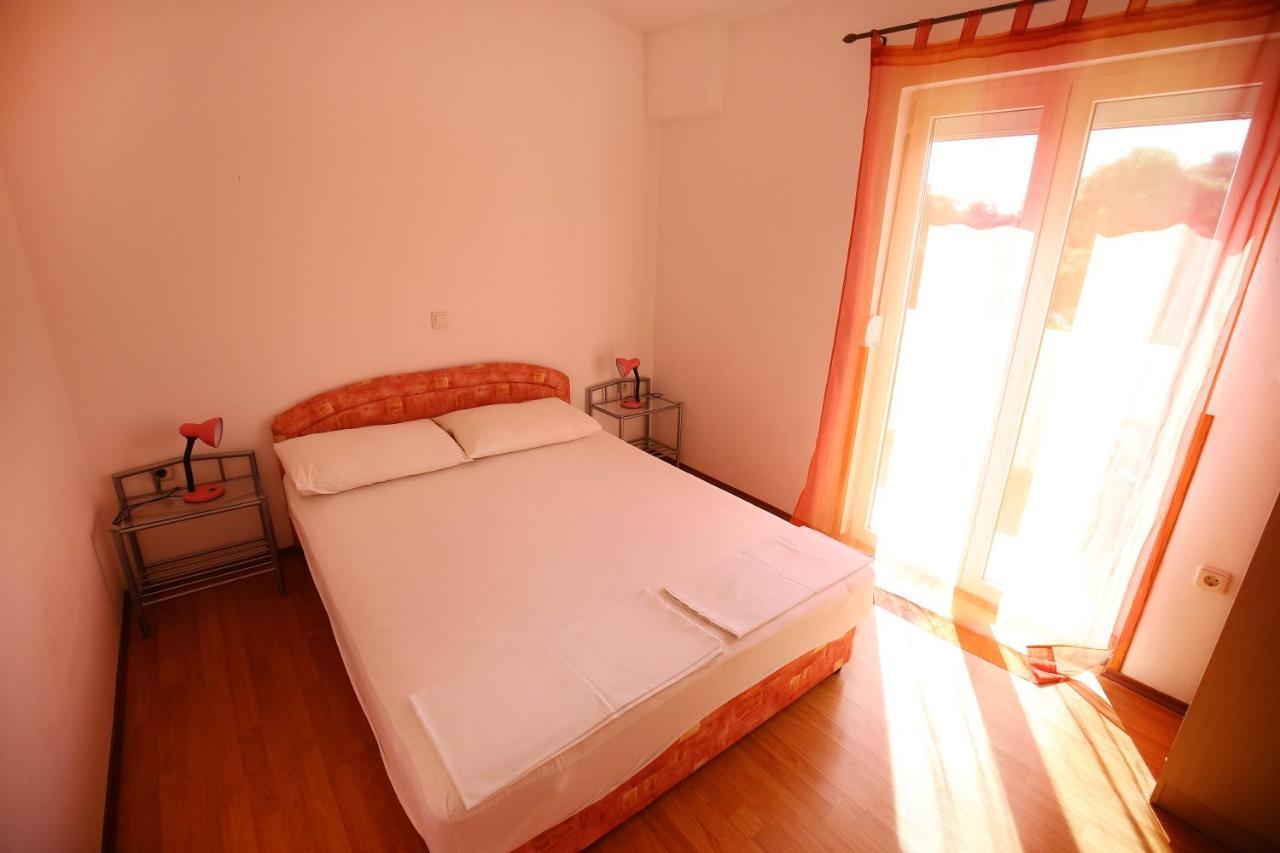 Apartmani Buca บีโอกราดนาโมรู ภายนอก รูปภาพ